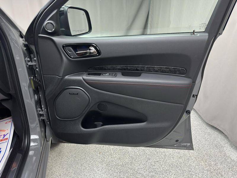 Used 2025 Dodge Durango R/T PremiumImage 17