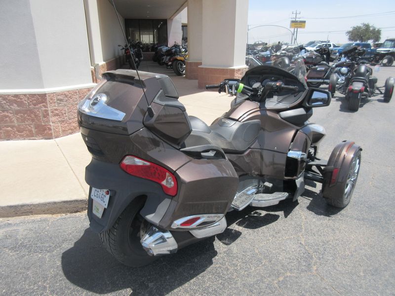 USED 2013 CAN-AM SPYDER RT LIMITED Image 5