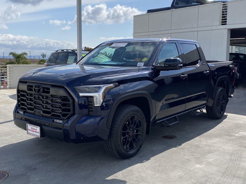 2025 Toyota Tundra LimitedImage 8