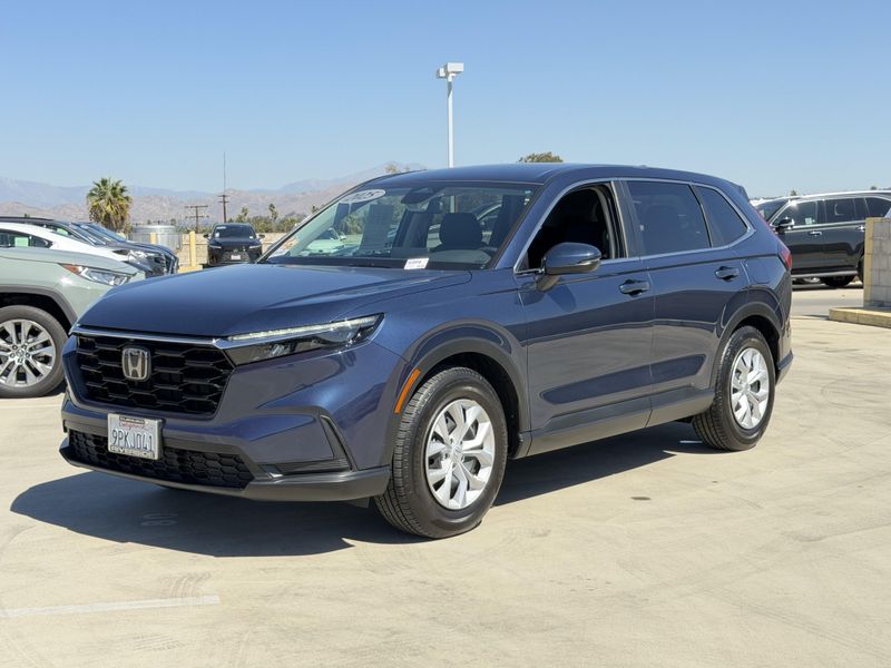 Used 2025 Honda CR-V LXImage 5