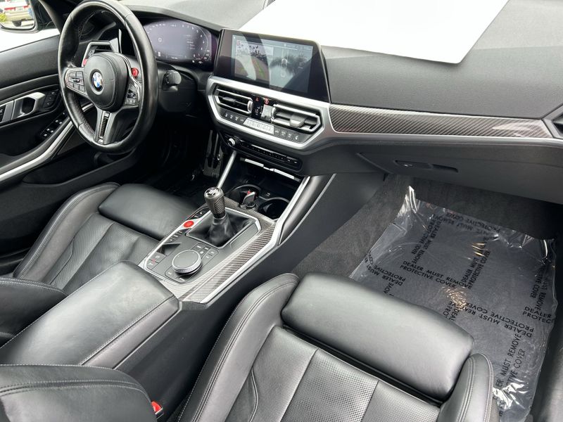 Used 2022 BMW M3 BaseImage 8