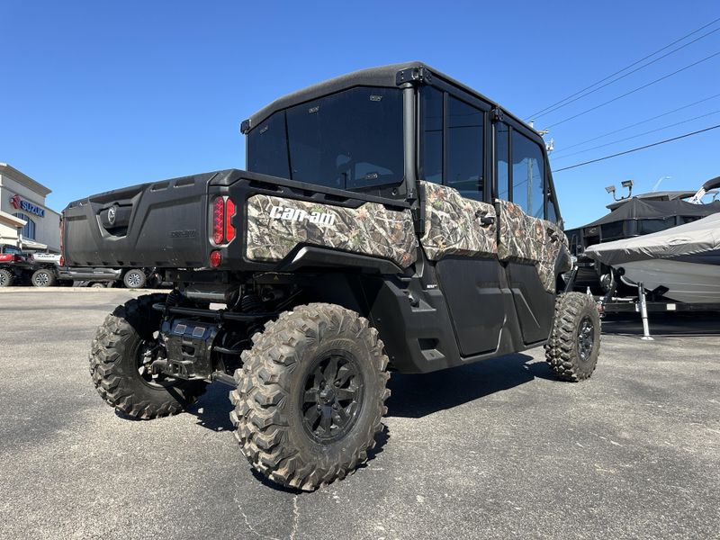 2025 Can-Am DEFENDER MAX LIMITED CAB HD10 WILDLAND CAMOImage 3