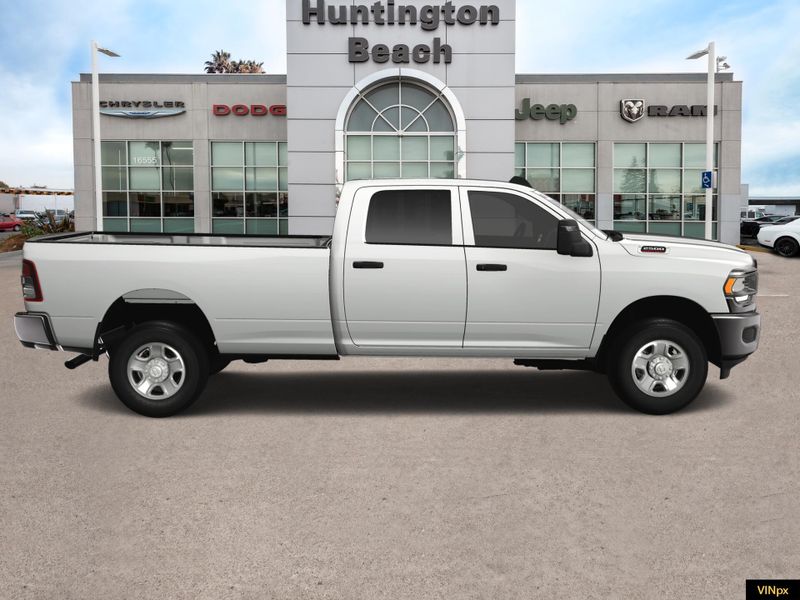 2023 RAM 2500 Tradesman Crew Cab 4x2 Long BoxImage 7