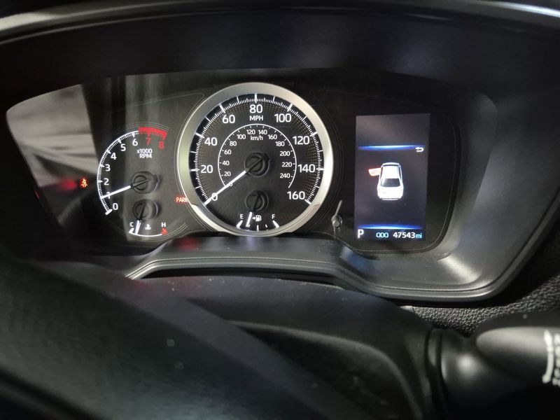 Used 2022 Toyota Corolla LEImage 22