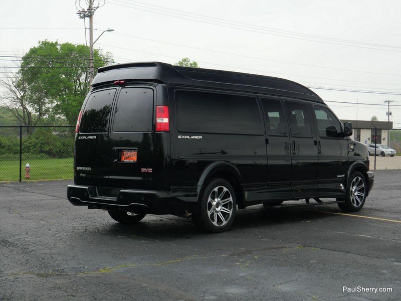 2018 GMC Savana 2500 Image 11