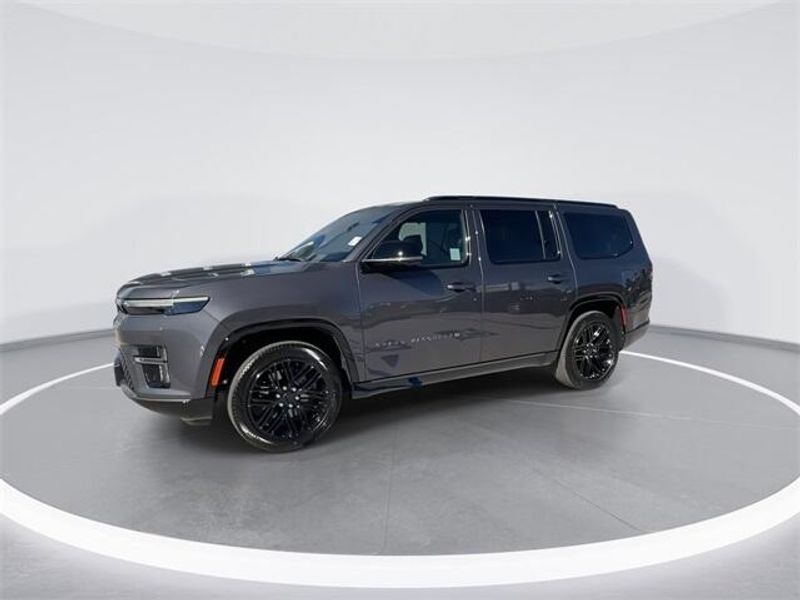 2026 Jeep Grand Grand Wagoneer Wagoneer Limited Reserve 4x4Image 4