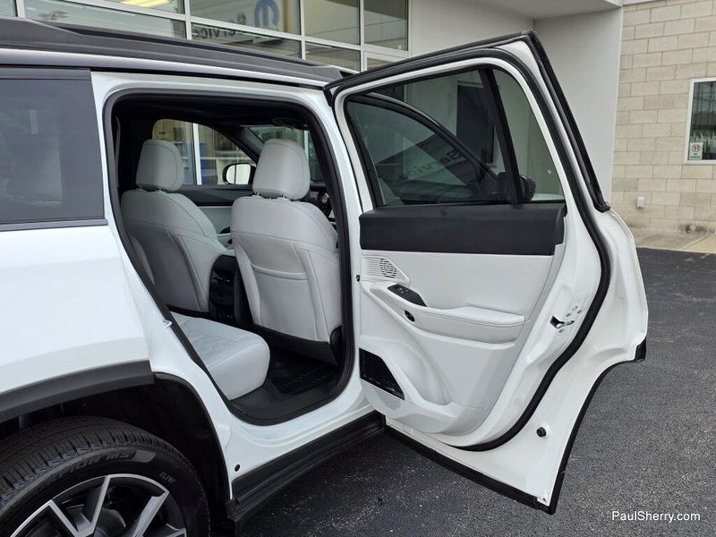 New 2026 Jeep Cherokee Overland
