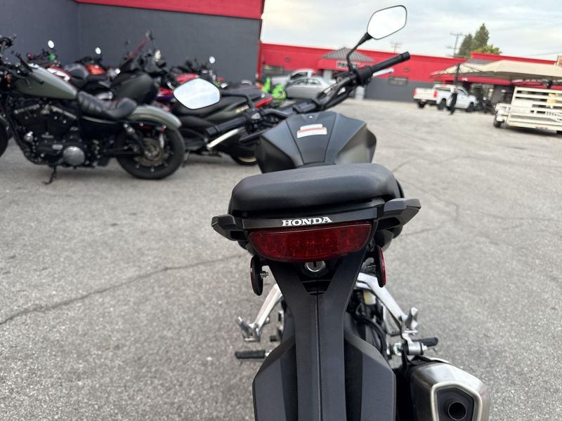 New 2025 Honda CB300R ABS Image 16