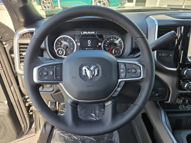 New 2025 RAM 2500 Big Horn Crew Cab 4x4 6'4' Box