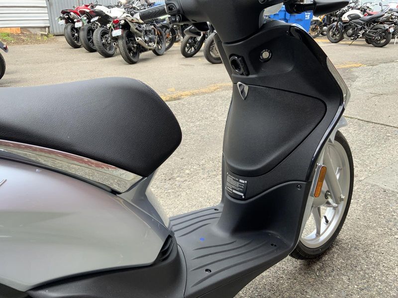 2024 PIAGGIO LIBERTY 150 SPORT ABS