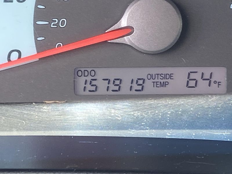 2011 Toyota Camry SEImage 29