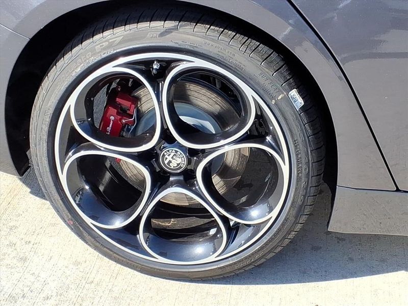 New 2026 Alfa Romeo GiuliaImage 6