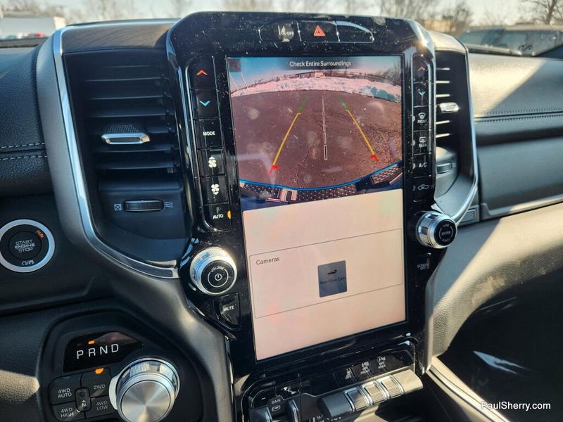 New 2026 RAM 1500 Laramie Crew Cab 4x4 5'7' Box