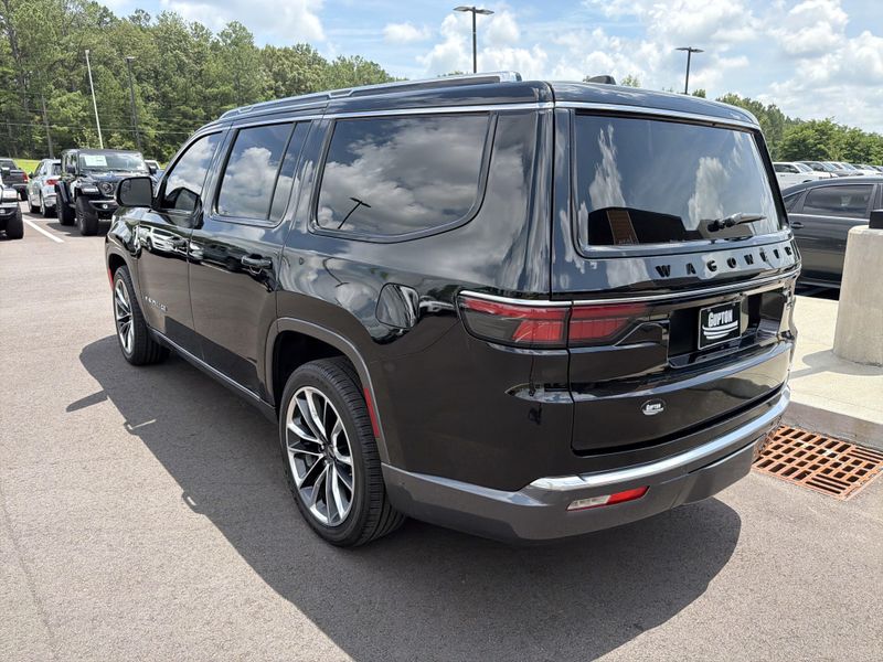 2022 Jeep Wagoneer Series IIIImage 19