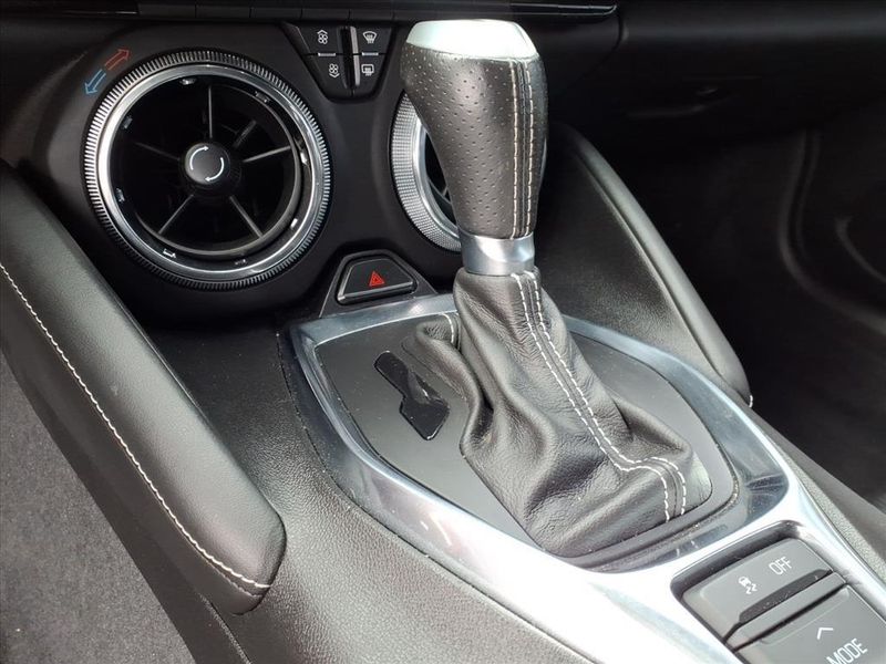 Used 2019 Chevrolet Camaro SSImage 25