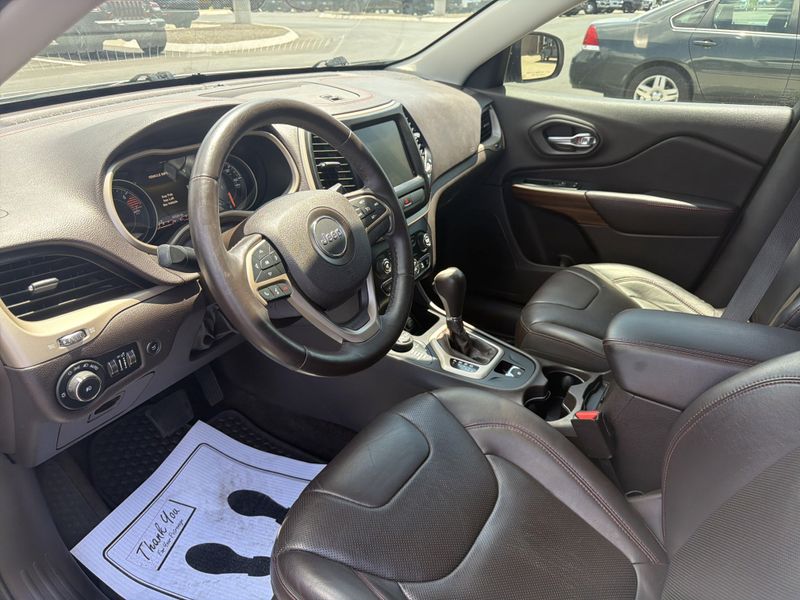 Used 2016 Jeep Cherokee TrailhawkImage 29