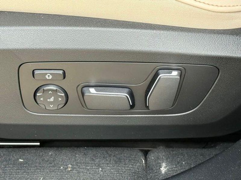 New 2026 BMW X3 30 xDriveImage 16