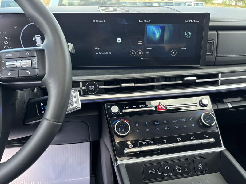 Used 2024 Hyundai Santa Fe LimitedImage 39