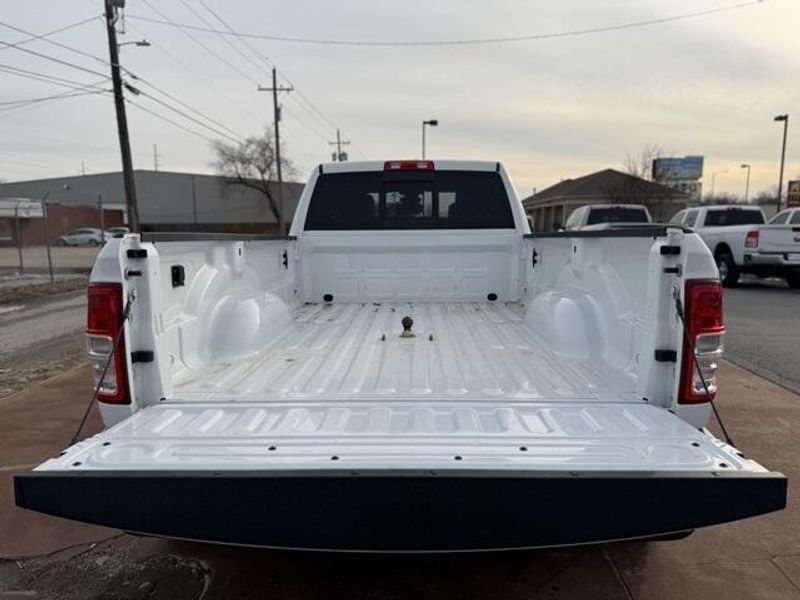 Used 2022 RAM 3500 TradesmanImage 7