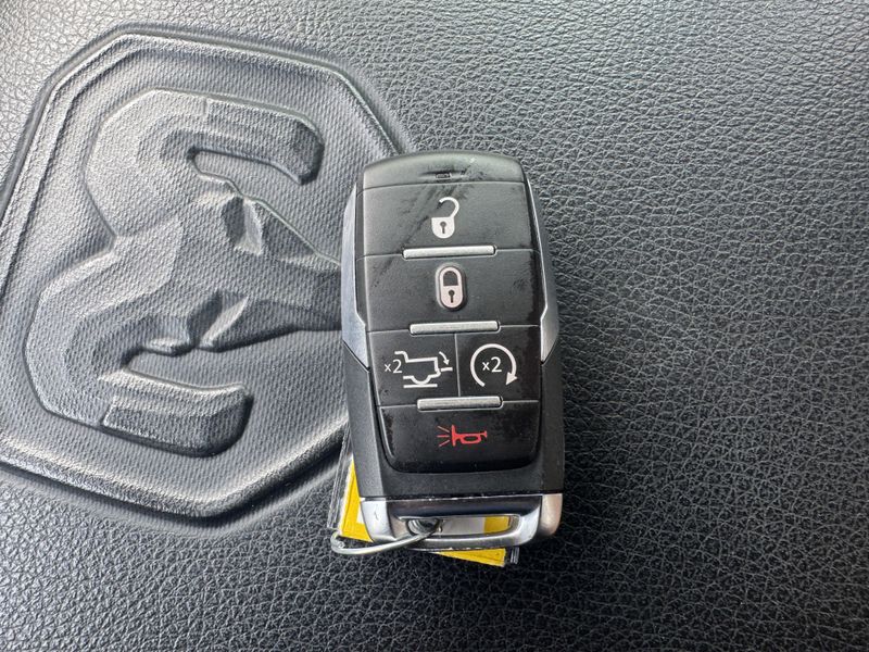 Used 2019 RAM 1500 LaramieImage 27