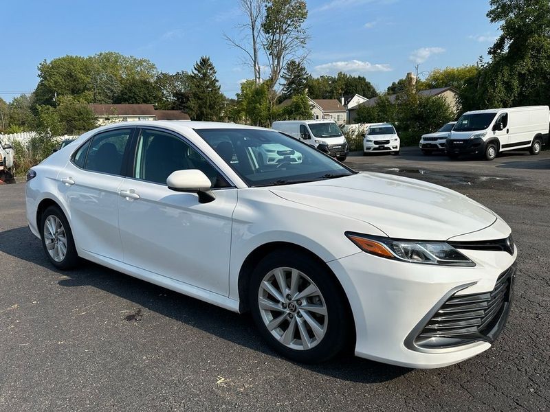 2022 Toyota Camry LEImage 1