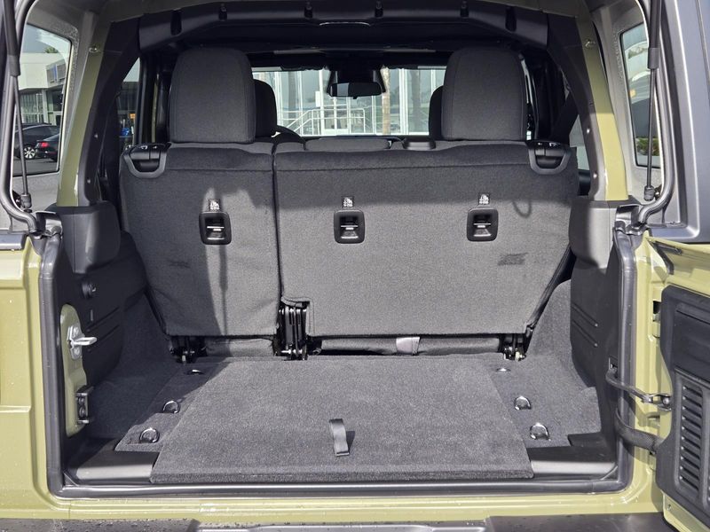 New 2026 Jeep Wrangler 4-door Rubicon