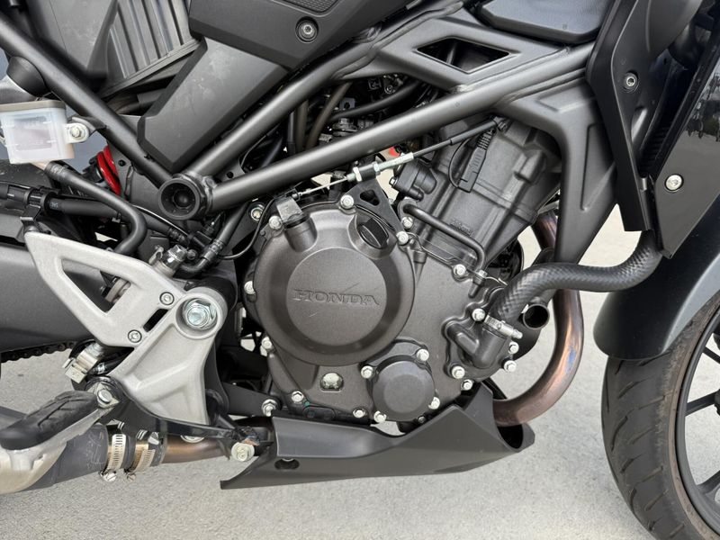 Used 2024 Honda CB300R ABS Image 14