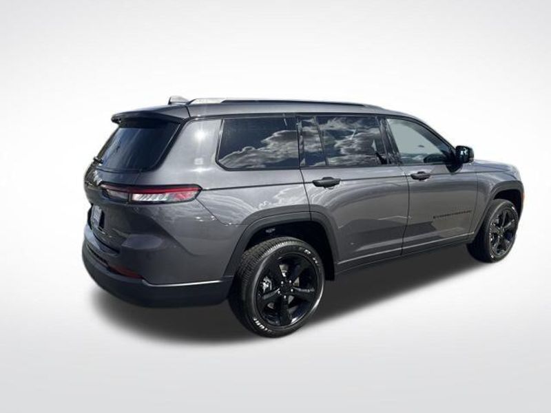2025 Jeep Grand Cherokee Altitude X2025 Jeep Grand Cherokee L Altitude X 4x4