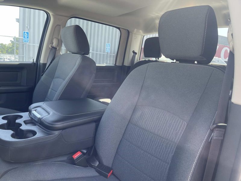 New 2024 RAM 1500 Classic Tradesman Crew Cab 4x4 5'7' Box