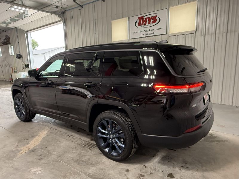 New 2026 Jeep Grand Cherokee L 85th Anniversary EditionImage 14