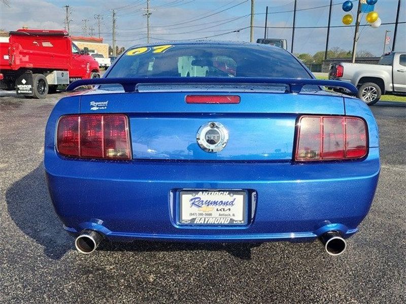 2007 Ford Mustang GT PremiumImage 4