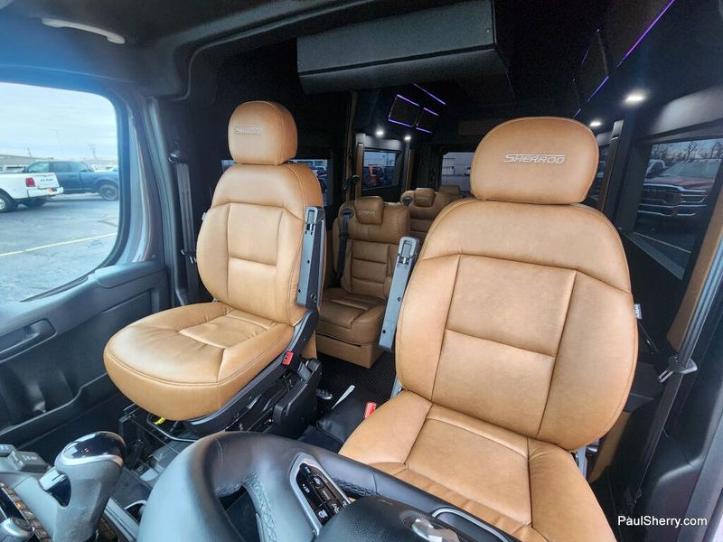 New 2024 RAM Promaster 2500 Slt+ Window Van High Roof 159' Wb