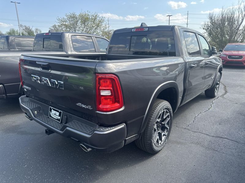 New 2025 RAM 1500 LaramieImage 9