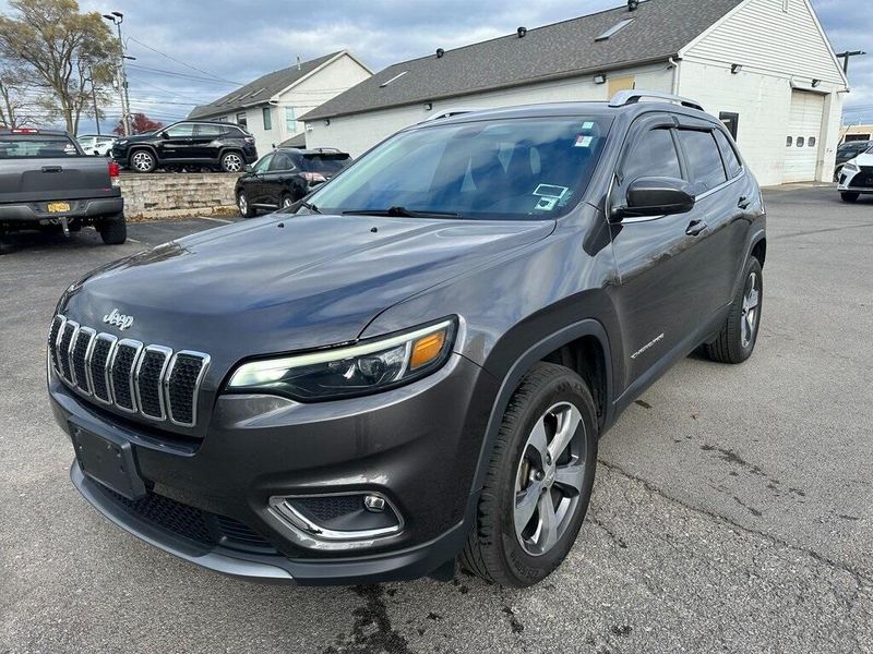 2020 Jeep Cherokee Limited photo 3