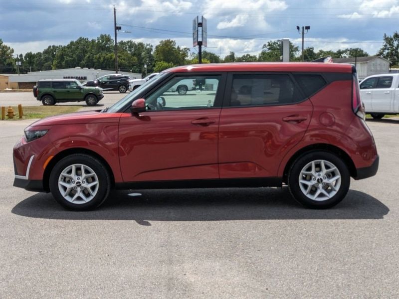 2024 Kia Soul LXImage 6