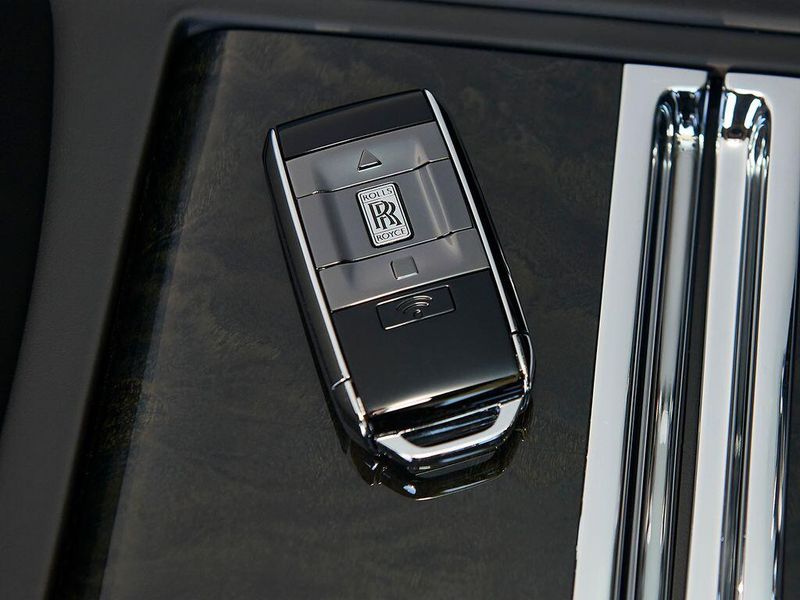 New 2026 Rolls-Royce Phantom Image 18