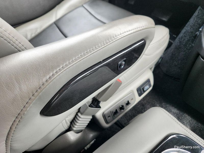 Used 2024 Chevrolet Express Cargo 