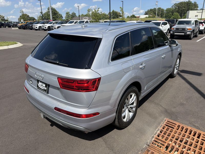 Used 2017 Audi Q7 Premium PlusImage 11