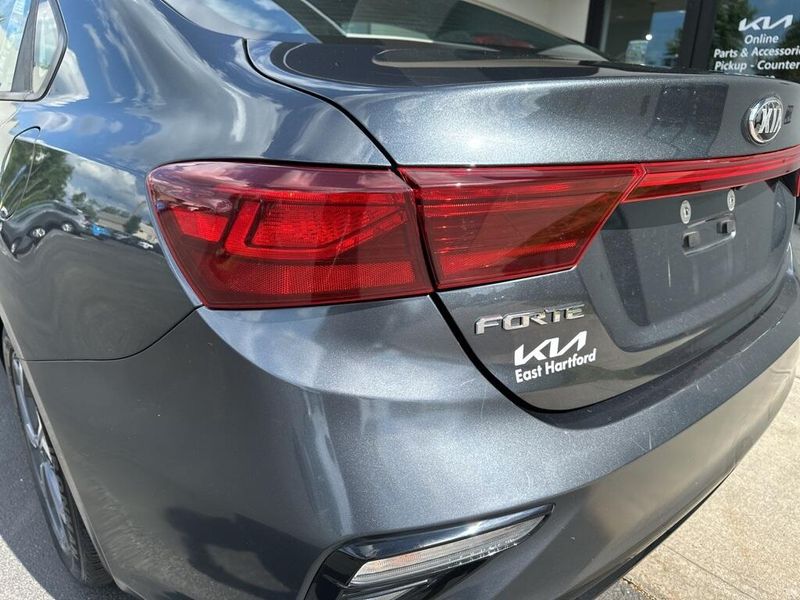 2019 Kia Forte LXSImage 9
