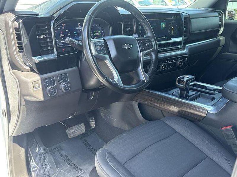 Used 2024 Chevrolet Silverado 1500 LT Trail BossImage 17
