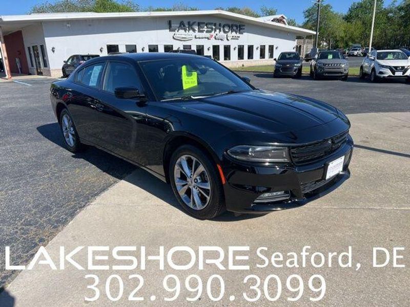 2022 Dodge Charger SXTImage 1