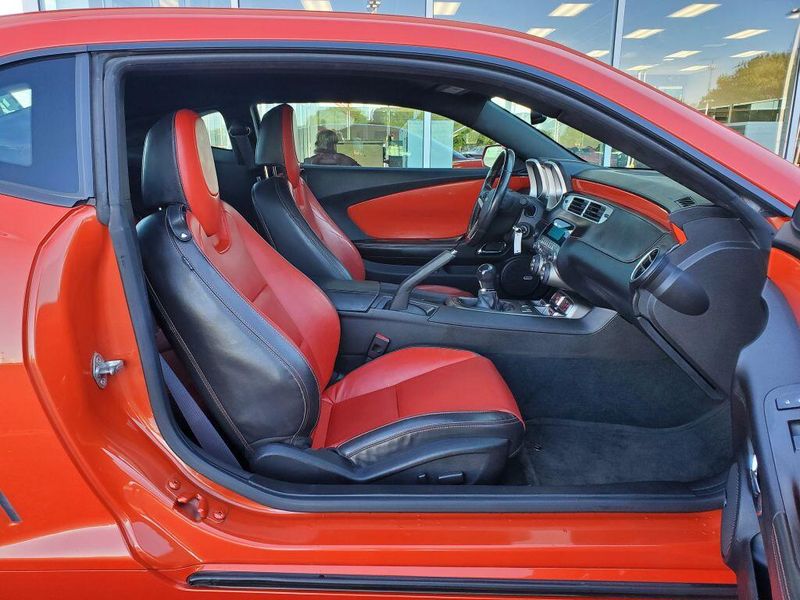Used 2012 Chevrolet Camaro 2LTImage 32