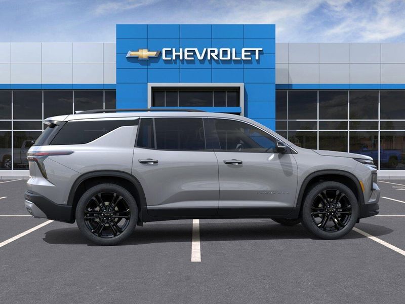 New 2026 Chevrolet Traverse FWD LTImage 5