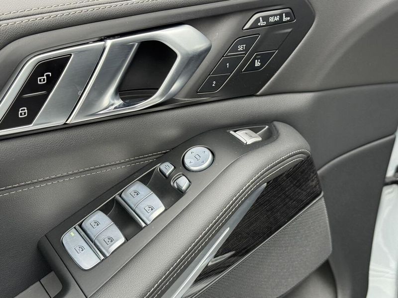 2023 BMW X7 xDrive40iImage 20