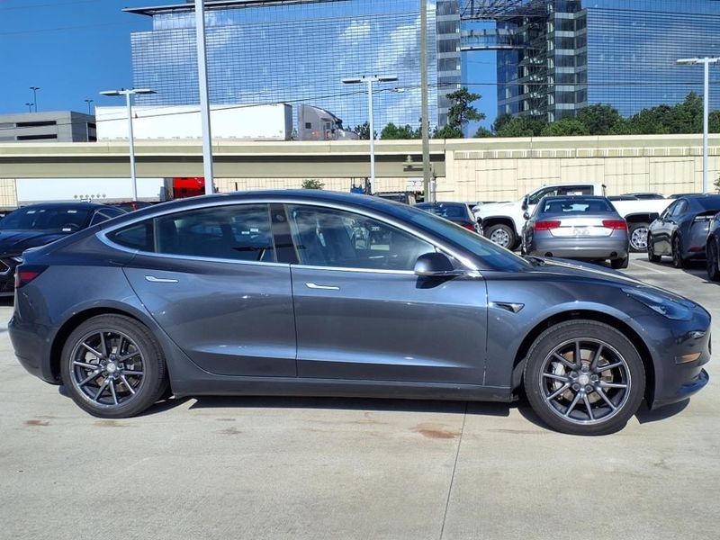 2020 Tesla Model 3 Standard Range PlusImage 7