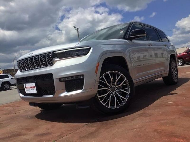 2025 Jeep Grand Cherokee L Summit Reserve 4x4Image 25