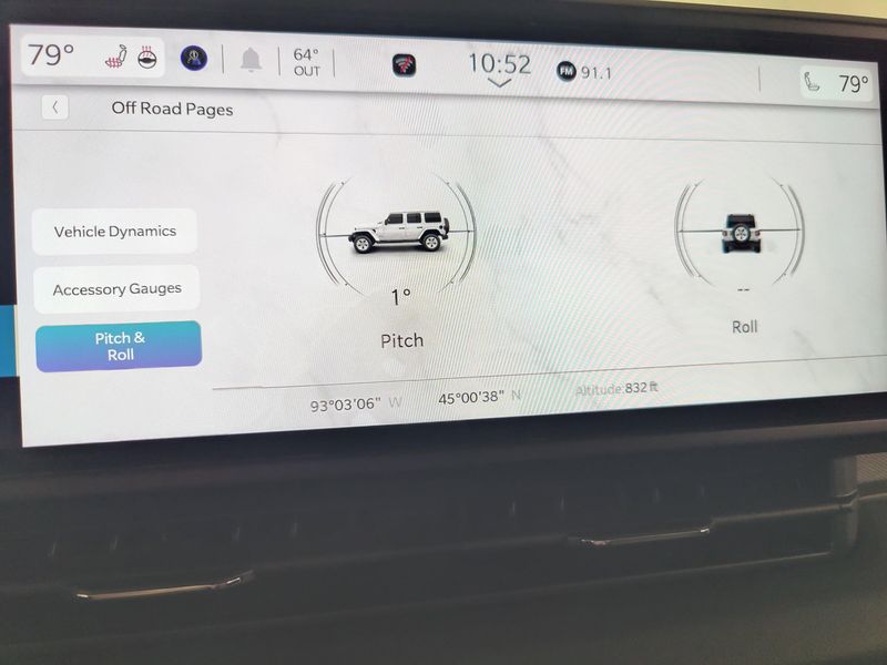 Used 2025 Jeep Wrangler 4xE Sahara 4WDImage 18