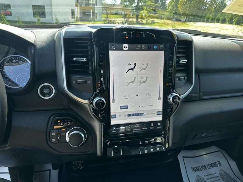 2024 Ram 2500 Big Horn photo 18