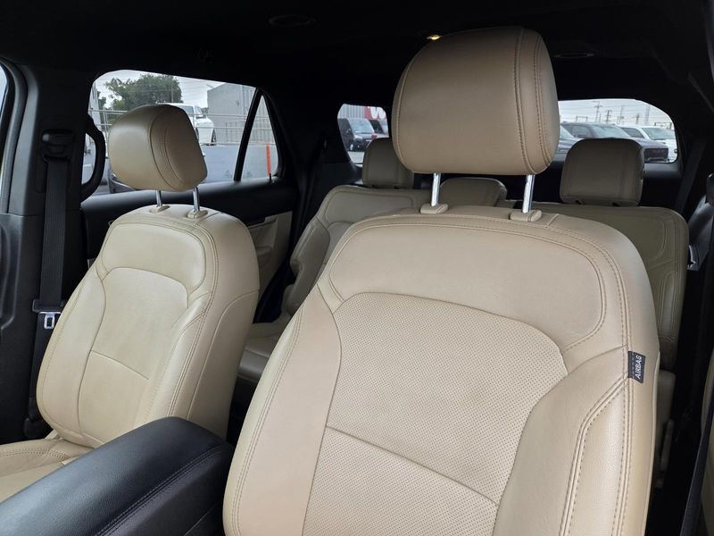 Used 2017 Ford Explorer Limited FWD