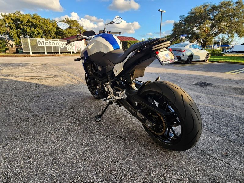 Used 2023 BMW F 900 R Image 7